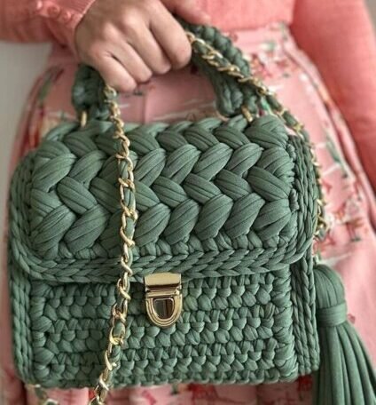 BOLSAS DE CROCHÊ - MAIS DE 20 MODELOS PARA VOCÊ SE INSPIRAR 7 Bolsa de crochê em tons pastel