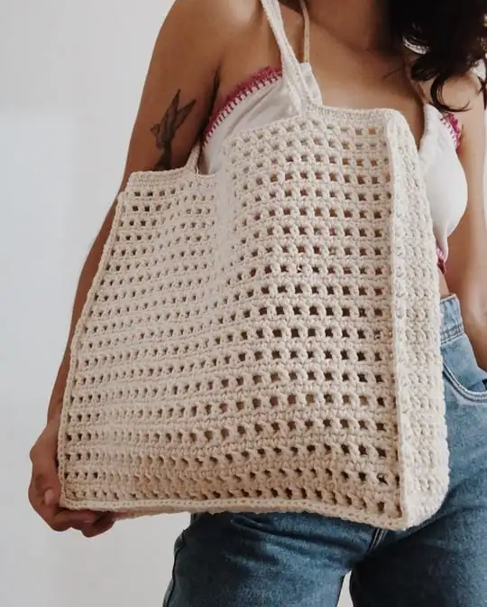 Bolsa de Crochê: A Elegância e Luxo do Artesanato Feito à Mão 11